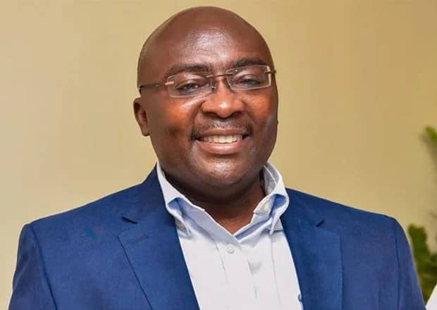 Bawumia promises tablets for free SHS students