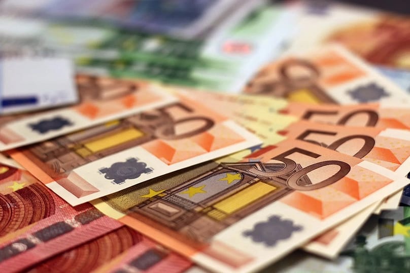 abundance bank bank notes banking
